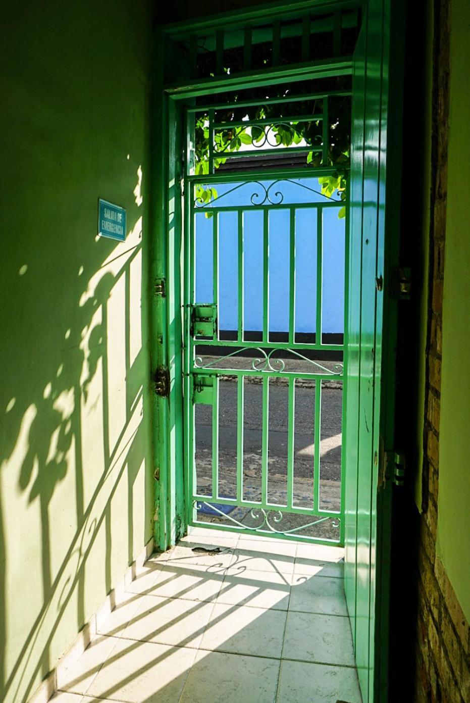 Hotel La Casa De Adry à Cali Extérieur photo